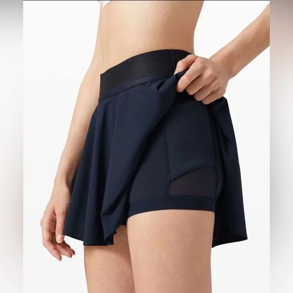 RARE Lululemon Court Rival High Rise Skirt Regular True Navy Size 4 EUC - Picture 2 of 8